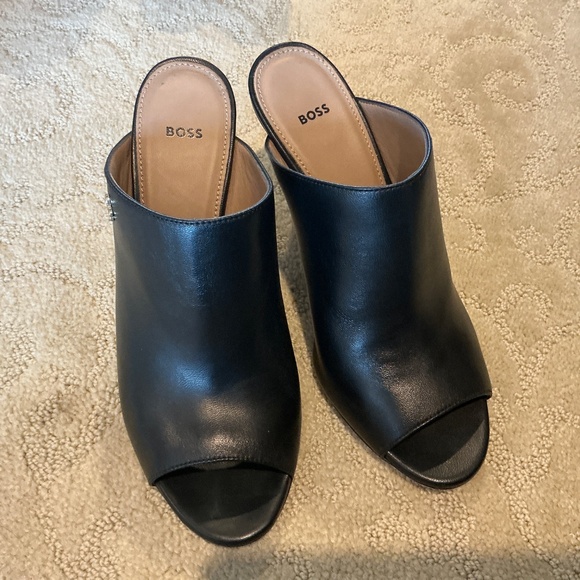 Boss Open Toe Leather Mules - Picture 8 of 8